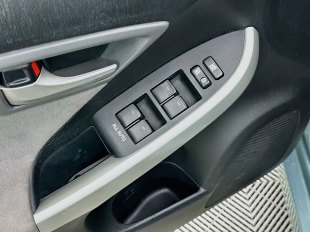 Used 2015 Toyota Prius Prime Plug-In Hybrid FWD image 18