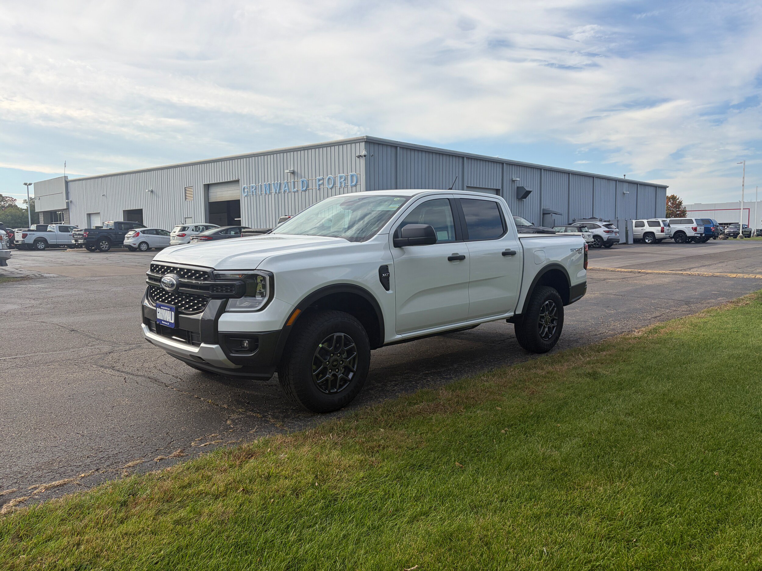New 2026 Ford Ranger XLT w/ Trailer Tow Package AWD/4WD image 2