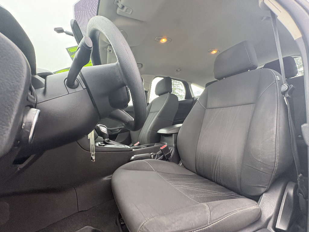 Used 2016 Ford Focus SE image 15