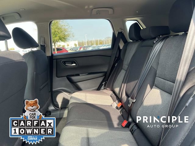 Used 2024 Nissan Rogue SV image 28