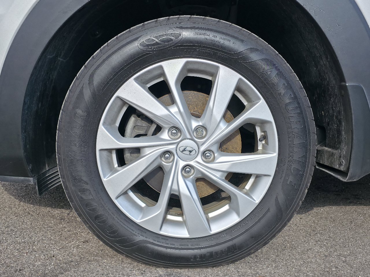 Used 2020 Hyundai Tucson SE image 11