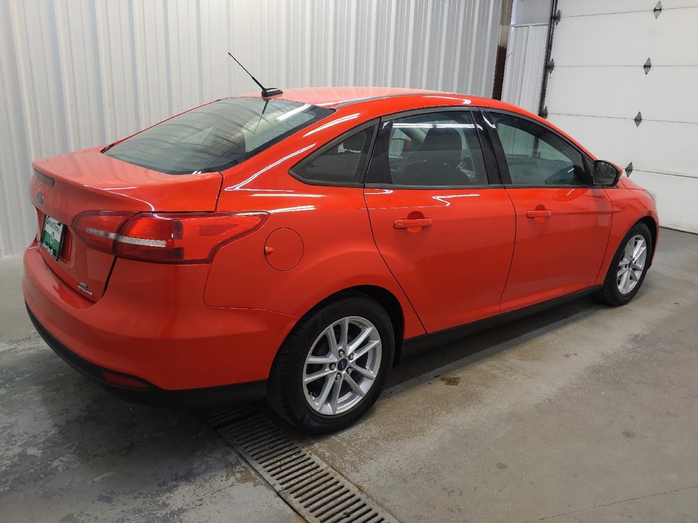 Used 2016 Ford Focus SE FWD image 10