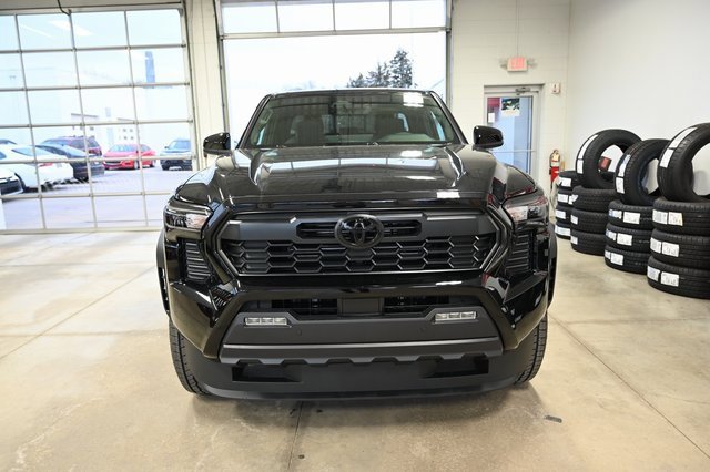 New 2026 Toyota Tacoma TRD Off-Road image 2
