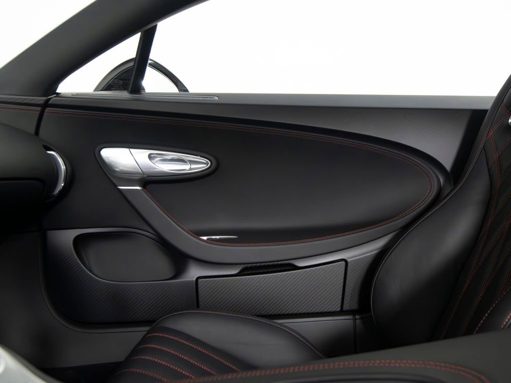 Used 2019 Bugatti Chiron image 63