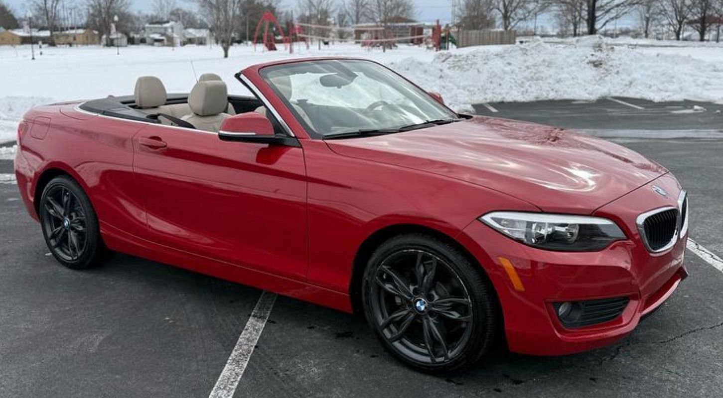 Used 2015 BMW 228i Convertible image 10