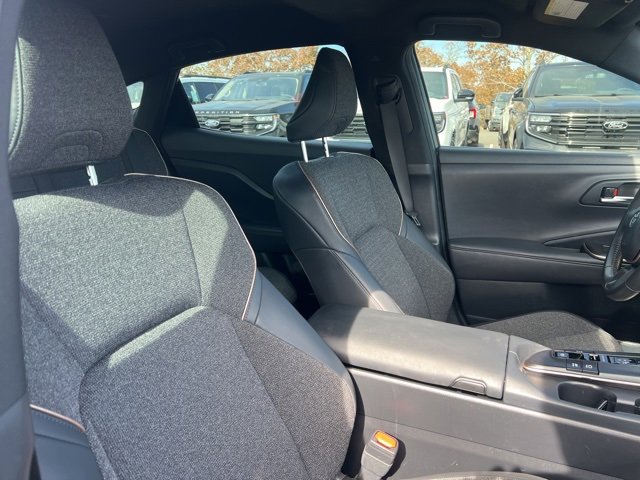 Used 2023 Toyota Crown XLE image 6