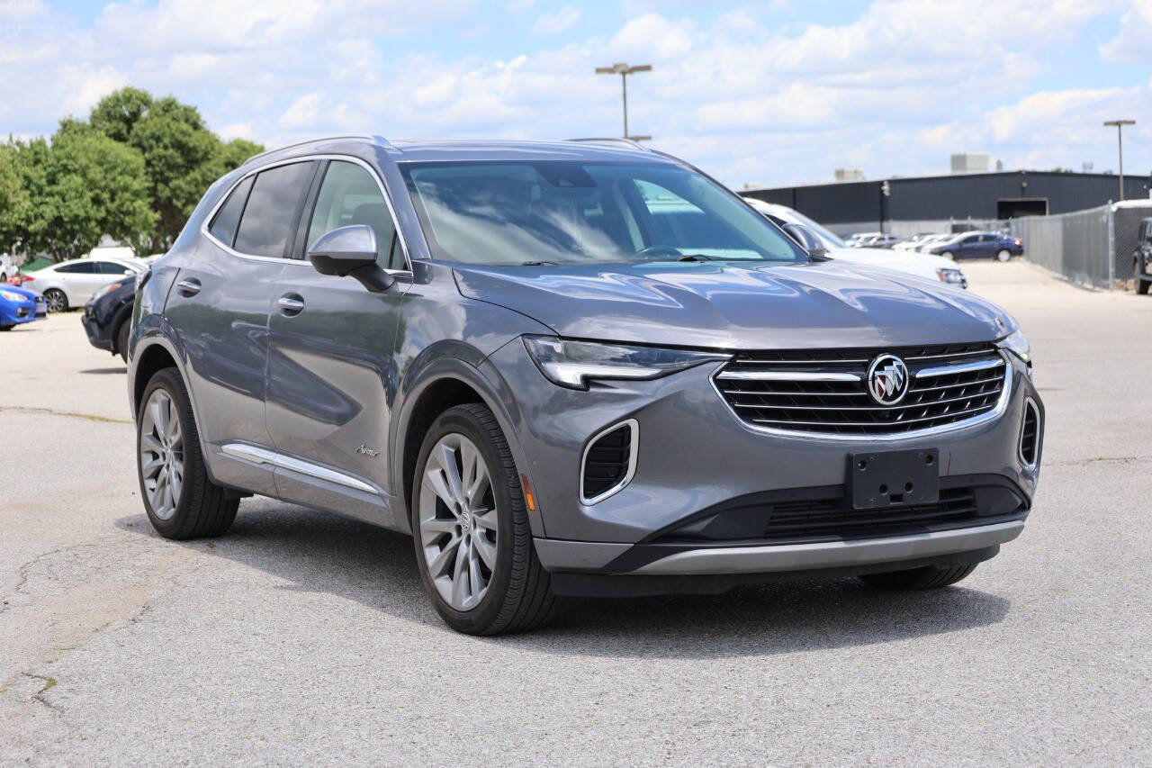 Used 2022 Buick Envision Avenir w/ Technology Package II AWD/4WD image 4