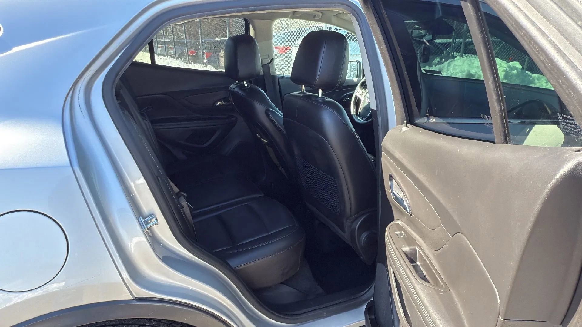 Used 2018 Buick Encore Essence image 25