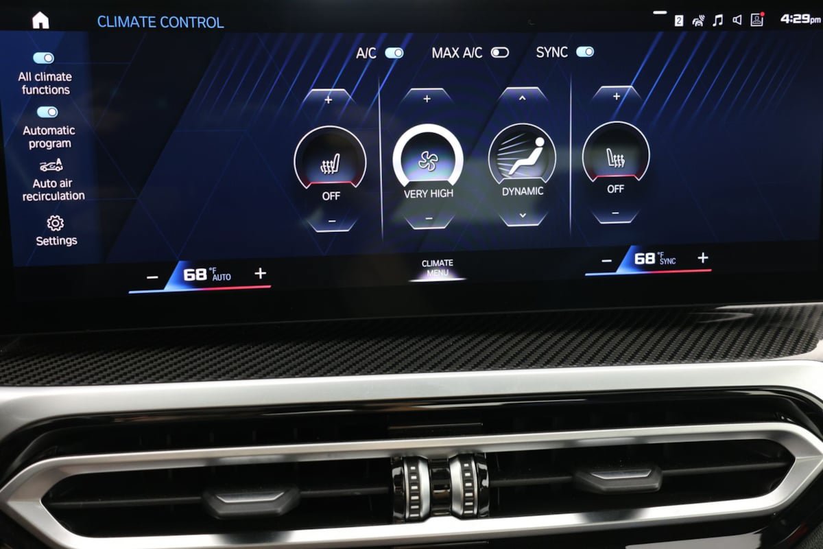 Used 2023 BMW M2 w/ Lighting Package RWD image 9
