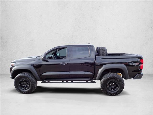 Used 2025 Chevrolet Colorado ZR2 w/ ZR2 Bison Edition AWD/4WD image 2