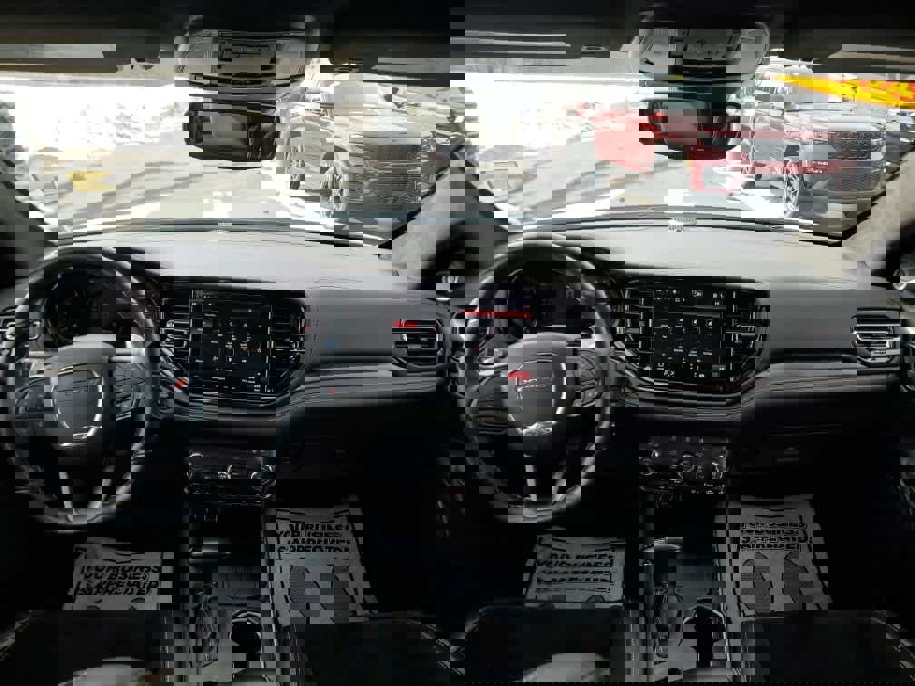 Used 2025 Dodge Durango R/T image 17