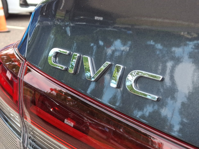 Certified 2025 Honda Civic LX image 31