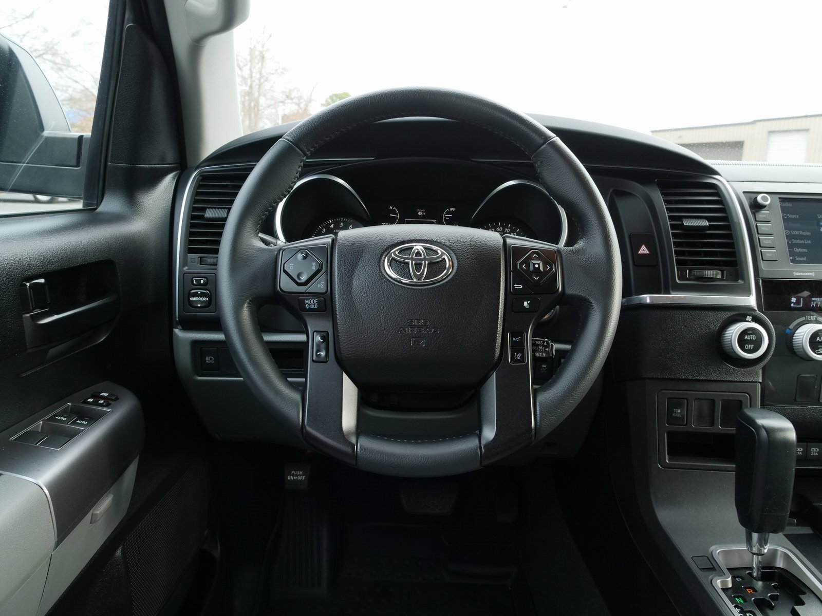 Used 2022 Toyota Sequoia SR5 image 21