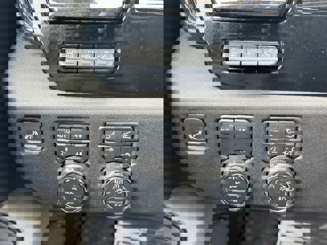 Used 2024 Chevrolet Silverado 2500 ZR2 w/ Technology Package image 39