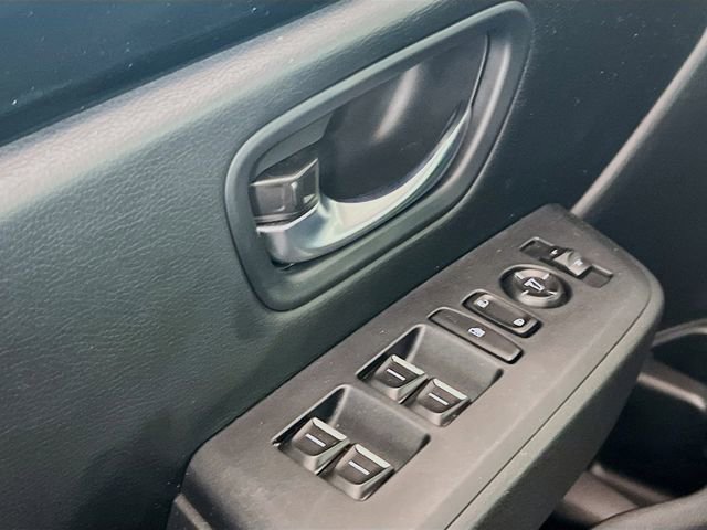 Used 2024 Honda Pilot Sport image 17