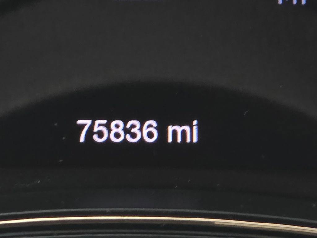 Used 2018 Dodge Durango R/T w/ Technology Group image 11