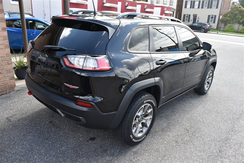 Used 2022 Jeep Cherokee Trailhawk w/ Comfort/Convenience Group AWD/4WD image 4