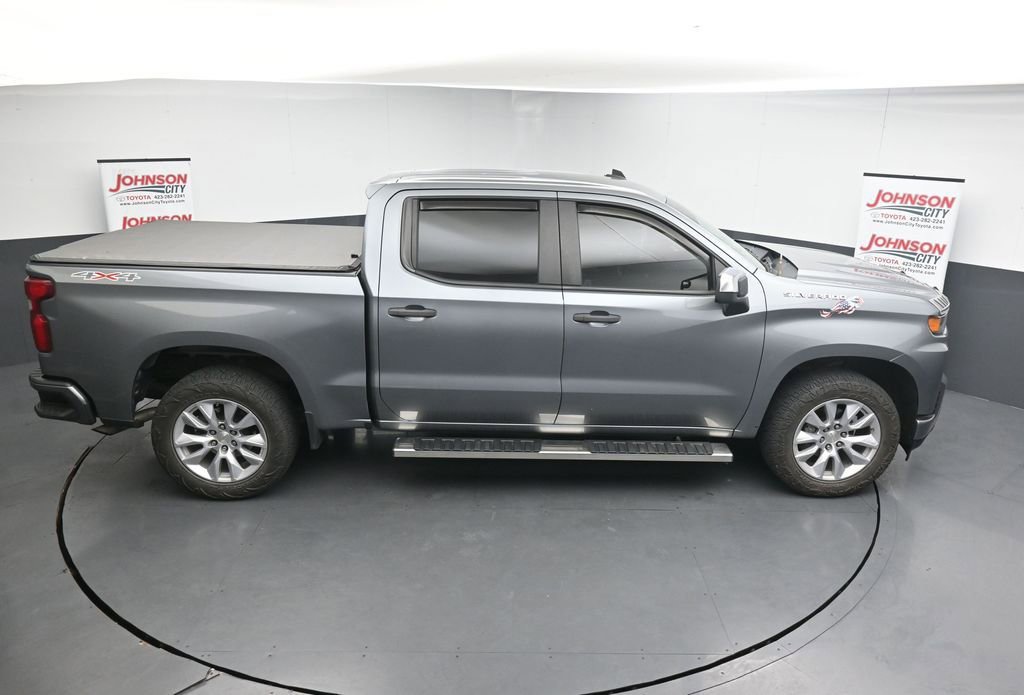 Used 2021 Chevrolet Silverado 1500 Custom AWD/4WD image 17