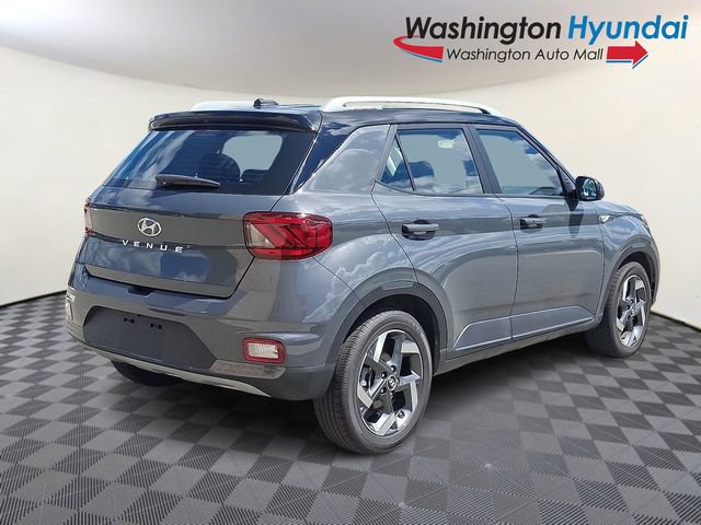 Certified 2026 Hyundai Venue SEL FWD image 6
