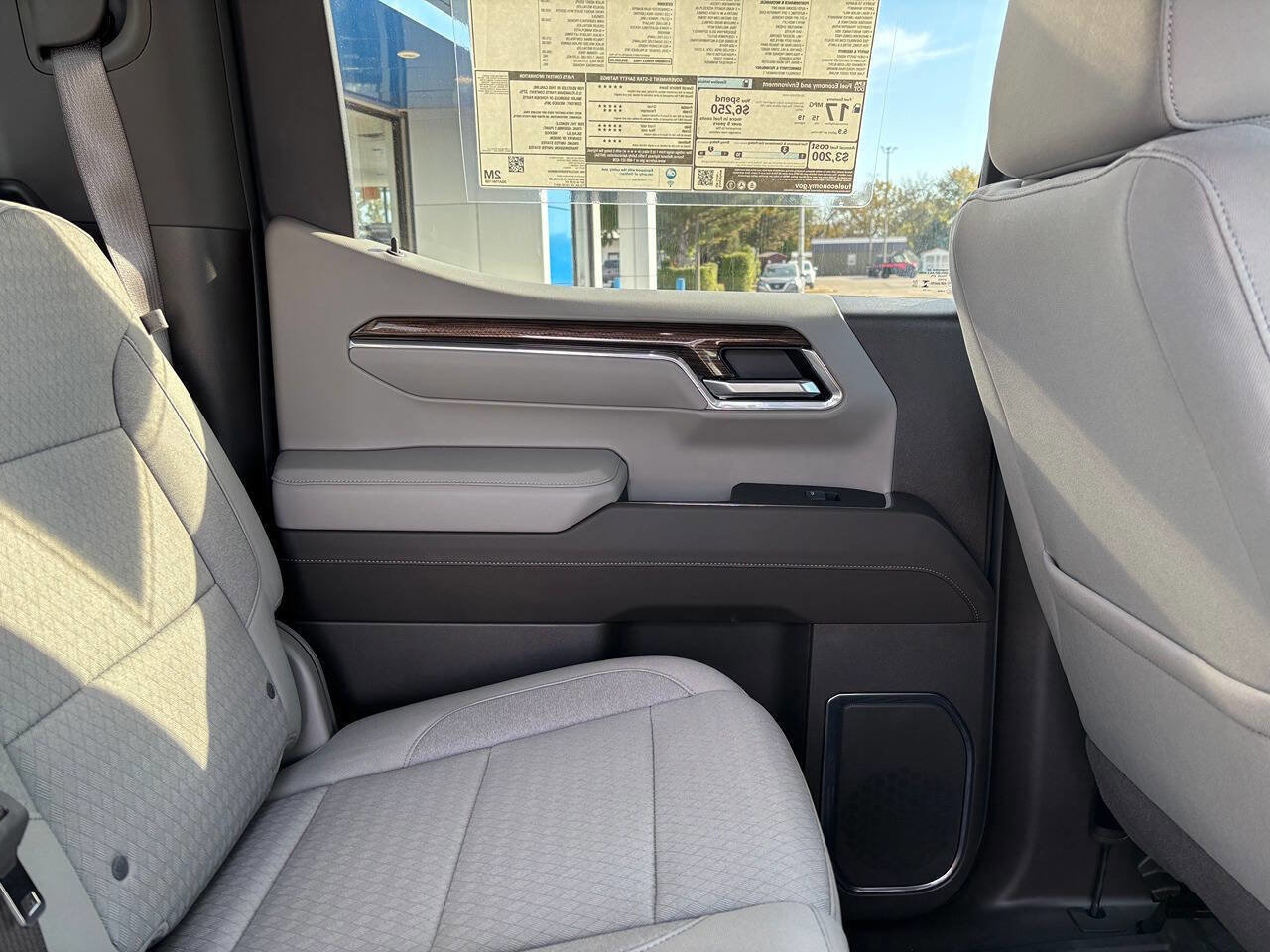 New 2024 Chevrolet Silverado 1500 LT Trail Boss w/ LPO, Dark Essentials Package image 28