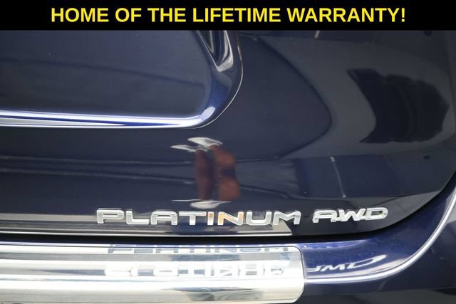 Used 2025 Toyota Highlander Platinum AWD/4WD image 49