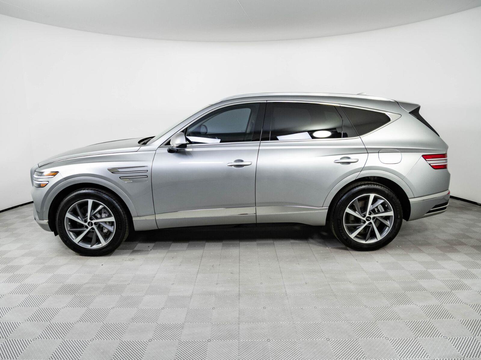 Used 2025 Genesis GV80 2.5T Select AWD/4WD image 2