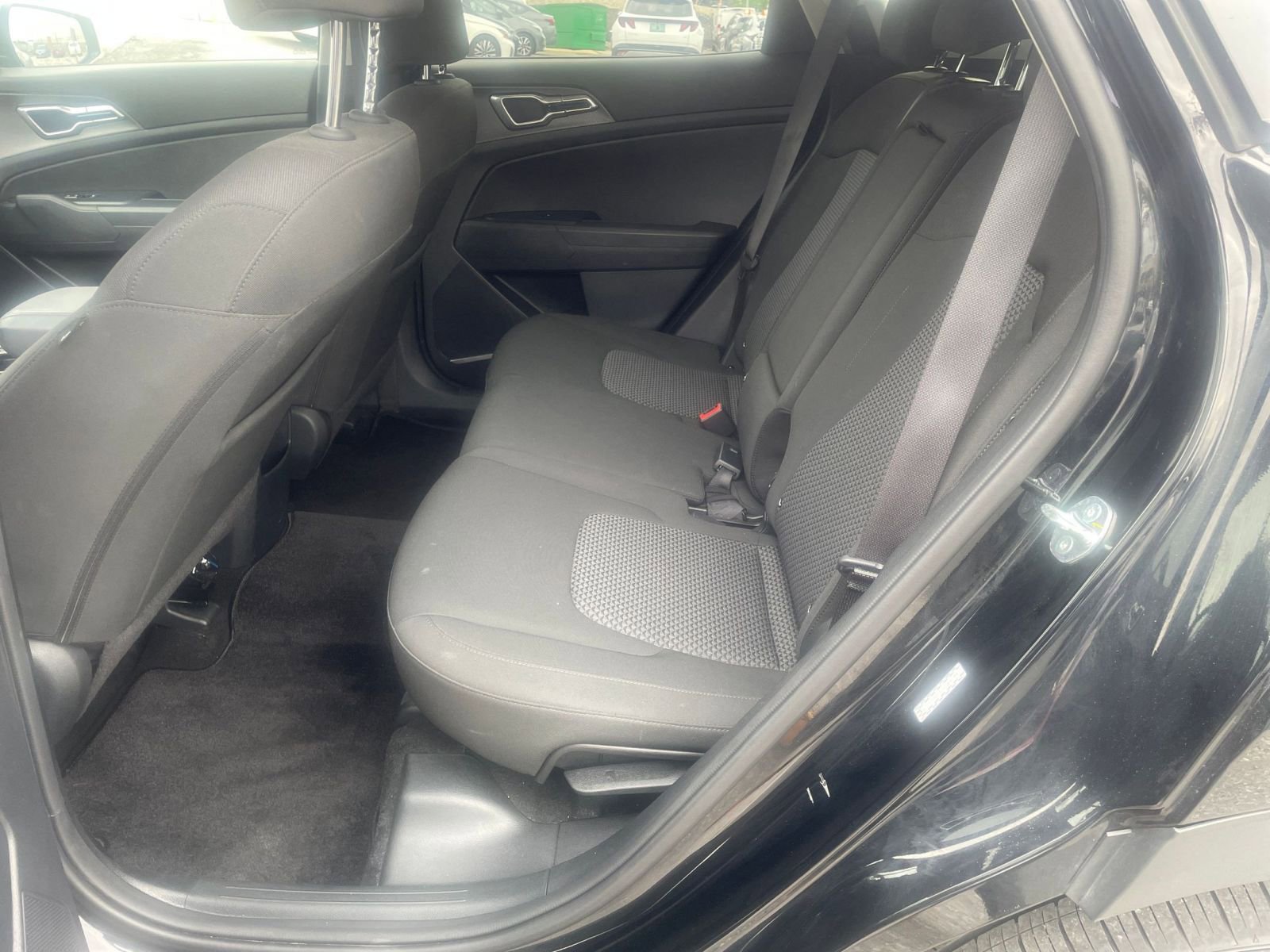 Used 2025 Kia Sportage LX FWD image 24