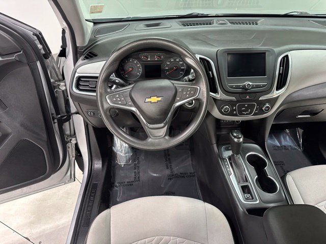 Used 2020 Chevrolet Equinox LS AWD/4WD image 13