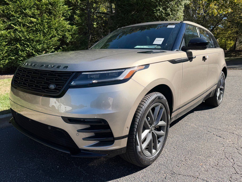 New 2026 Land Rover Range Rover Velar Dynamic SE