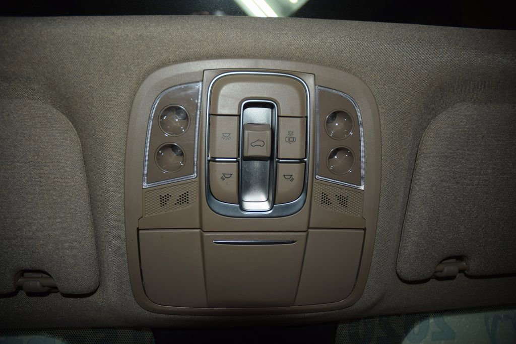 Used 2020 Hyundai Santa Fe SEL w/ Convenience + Premium Package image 52