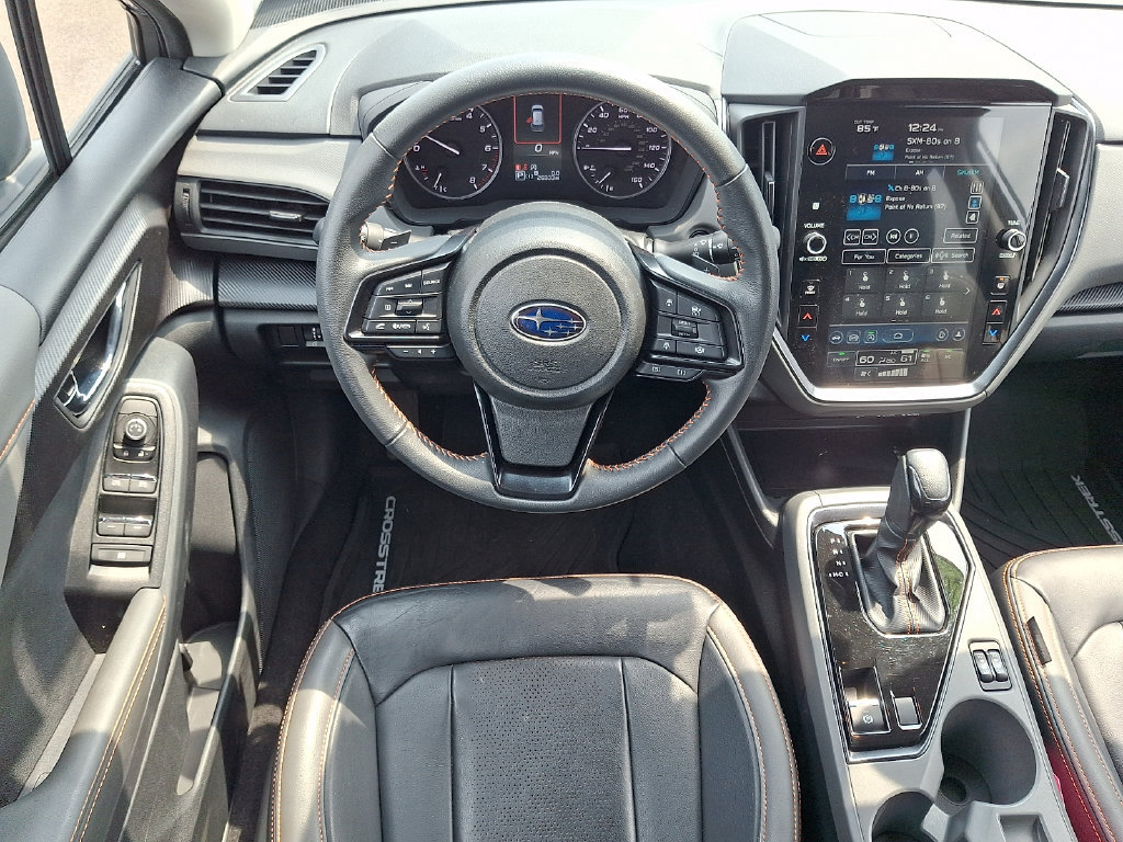 Used 2024 Subaru Crosstrek 2.5i Limited AWD/4WD image 2