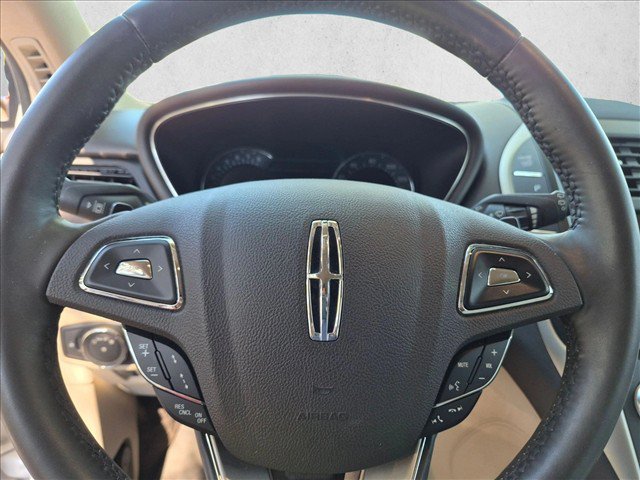 Used 2018 Lincoln MKC Reserve FWD image 14