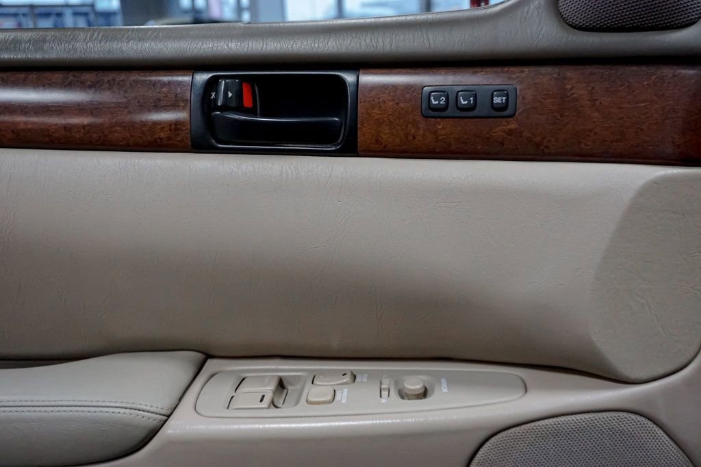 Used 1993 Lexus SC 300 Coupe image 89