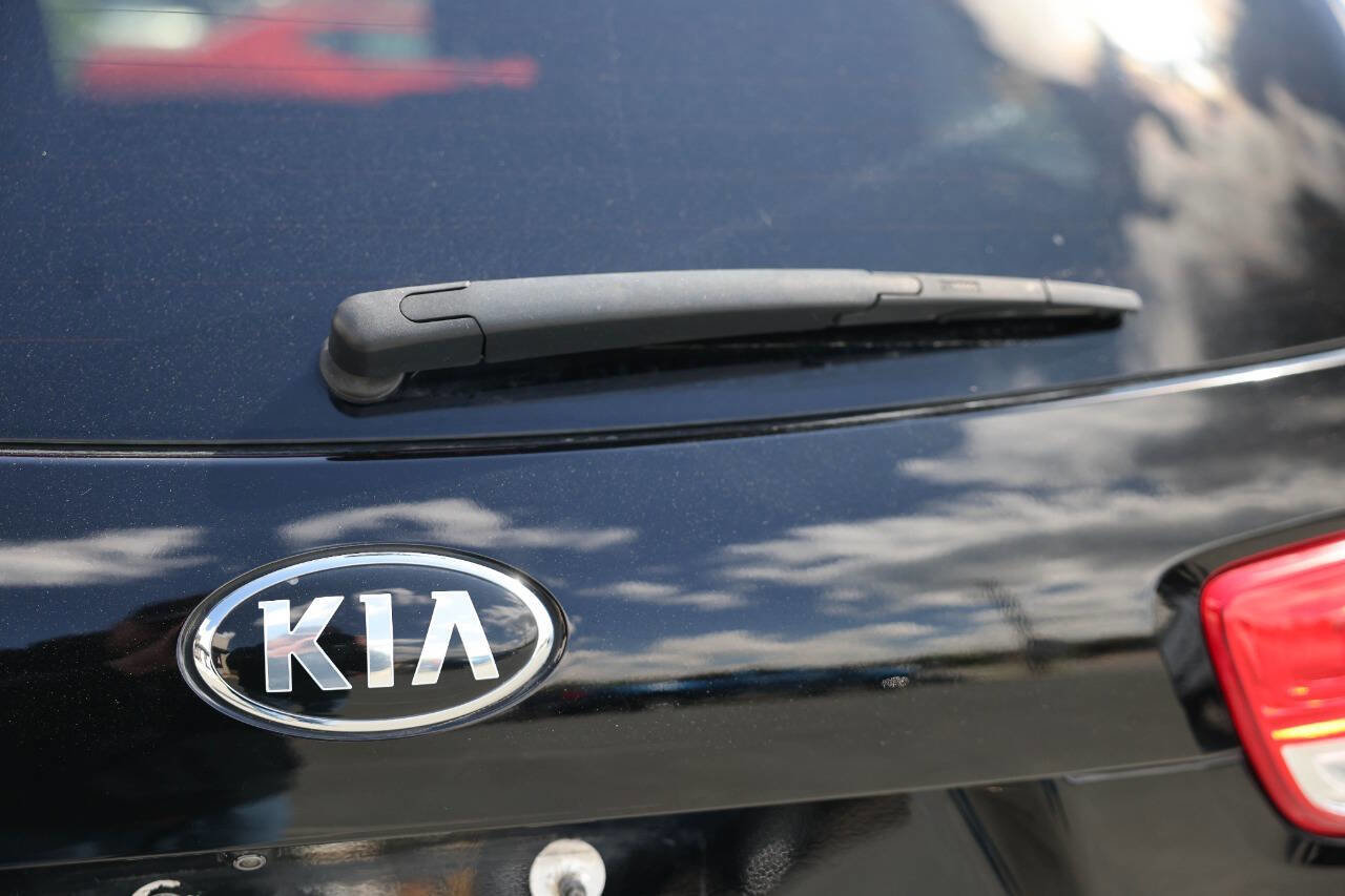 Used 2017 Kia Sorento EX AWD/4WD image 33