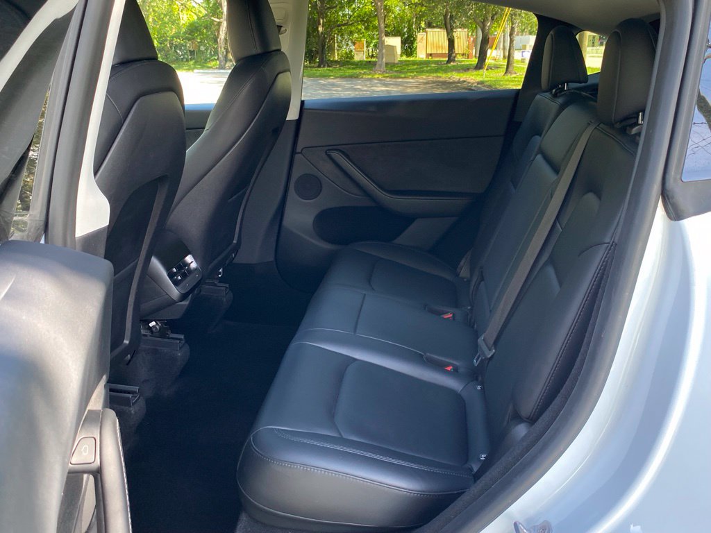 Used 2023 Tesla Model Y Long Range AWD/4WD image 22