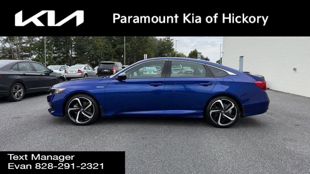 Used 2022 Honda Accord Sport image 4