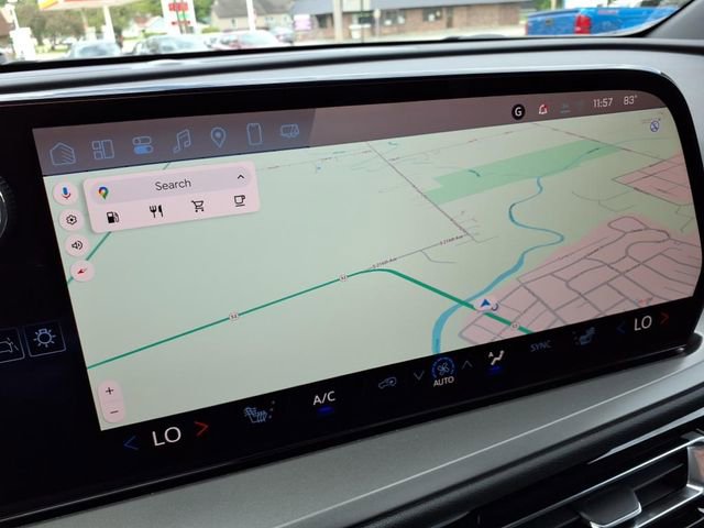 New 2025 Chevrolet Traverse LT w/ Sun and Wheel Package image 33