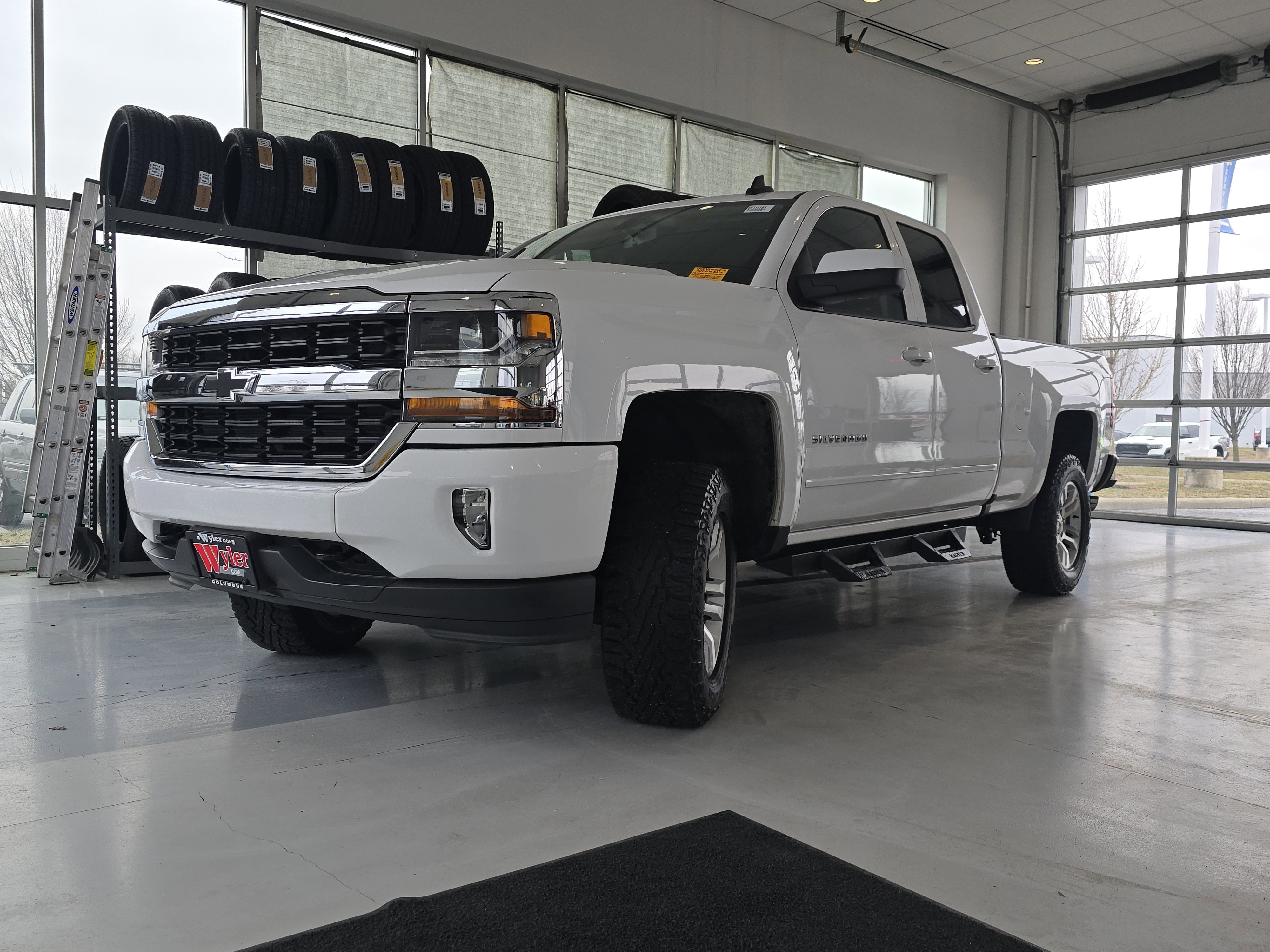 Used 2017 Chevrolet Silverado 1500 LT w/ All Star Edition image 12