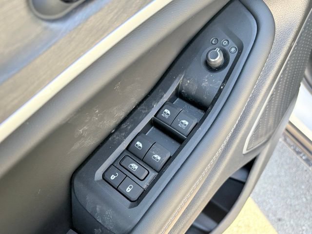 New 2026 Jeep Grand Cherokee Limited w/ Luxury Tech Group II AWD/4WD image 13