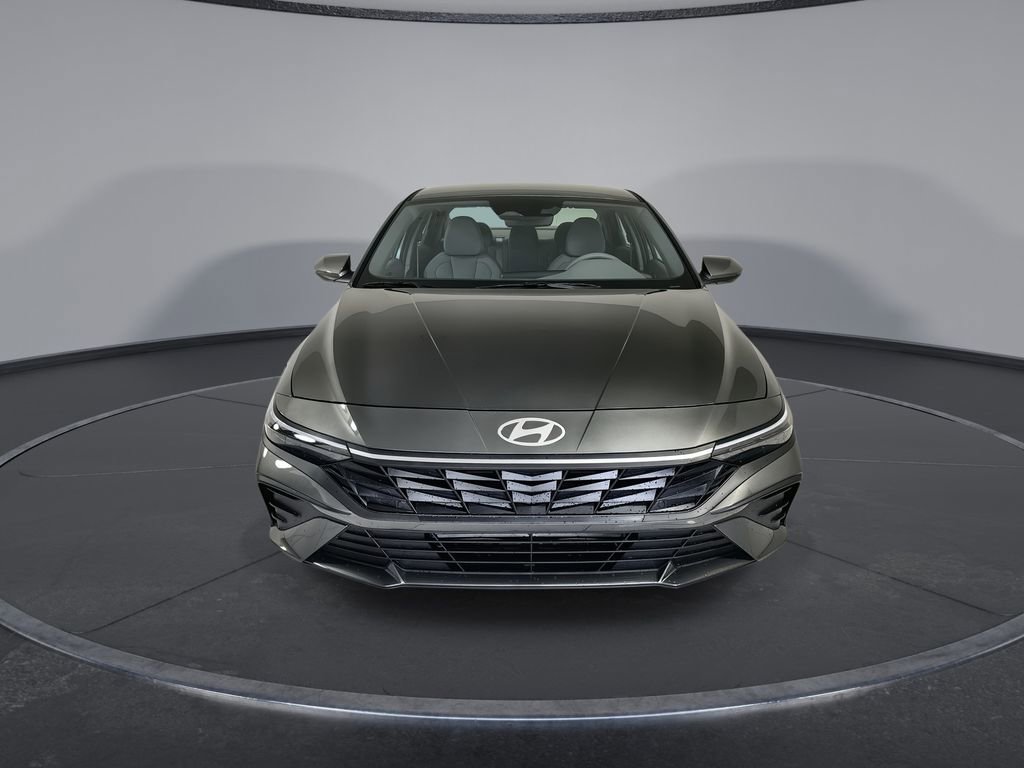 New 2026 Hyundai Elantra SE FWD image 3