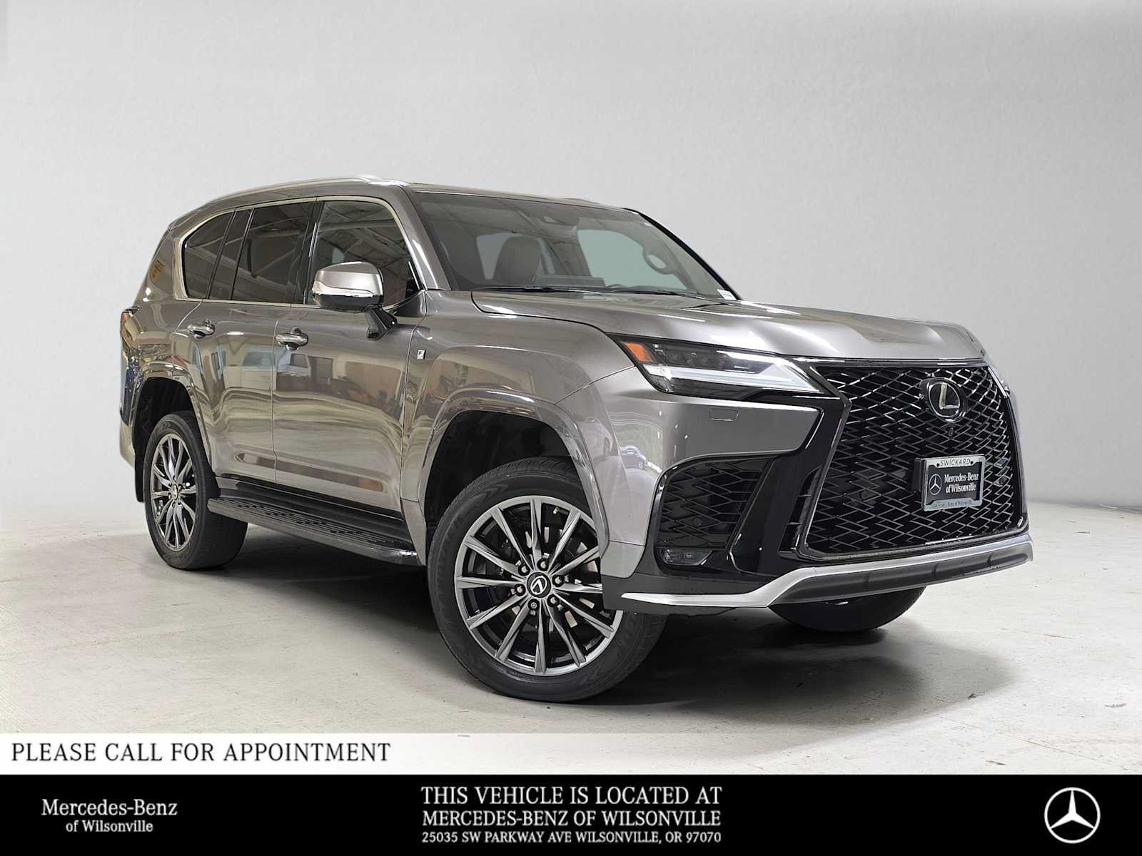 Used 2023 Lexus LX 600 F Sport w/ Accessory Package (Z1)