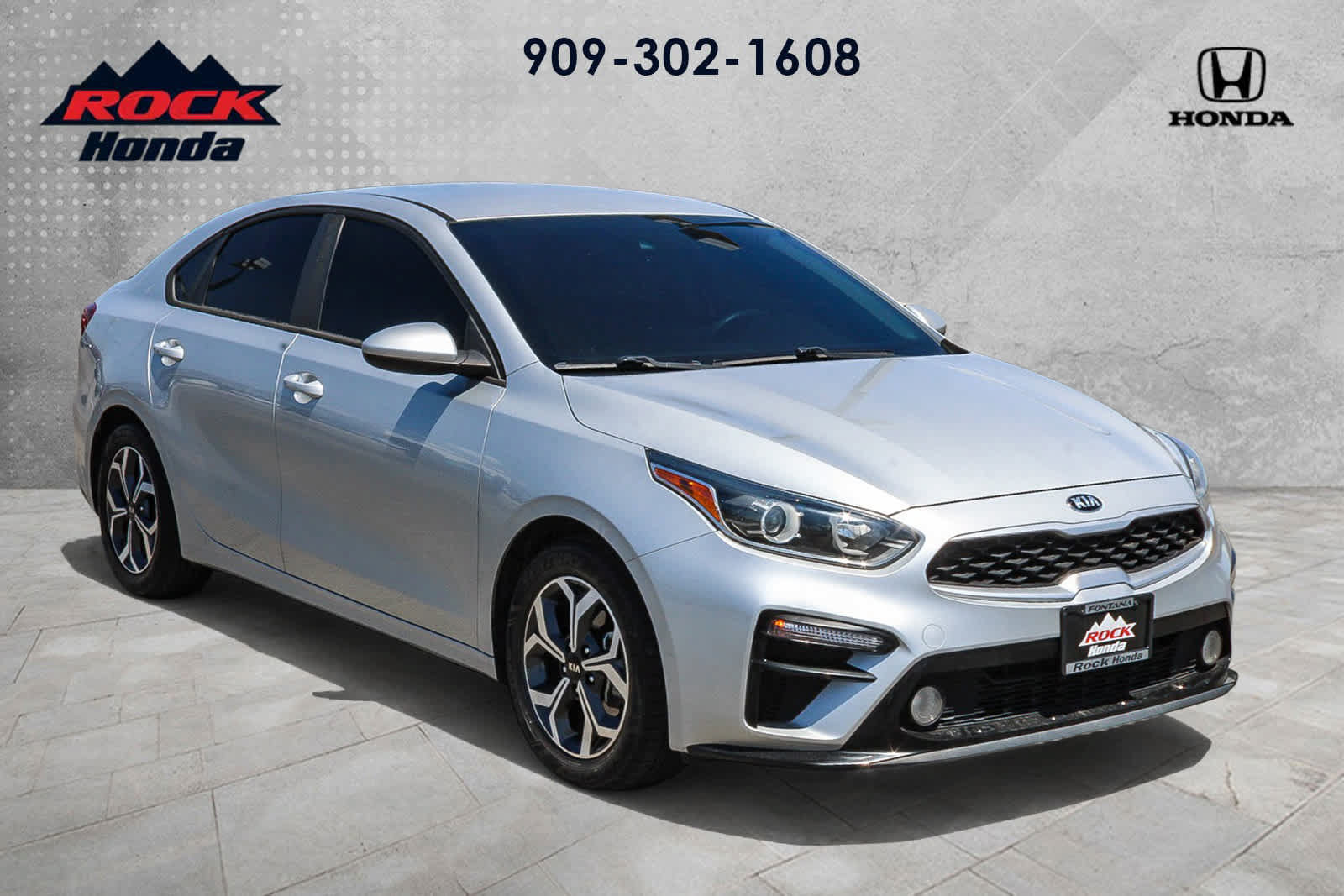 Used 2020 Kia Forte LXS FWD image 3