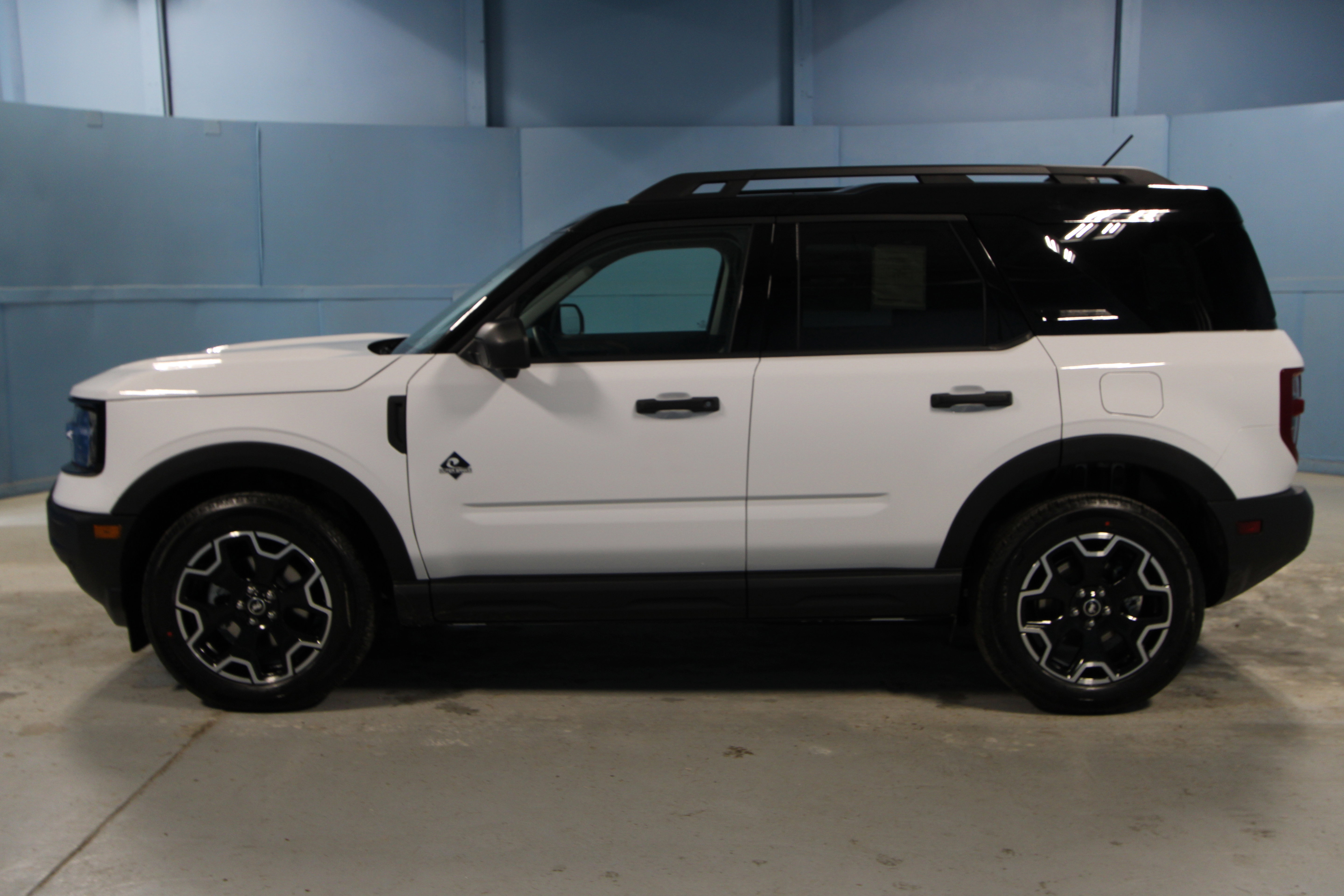 New 2026 Ford Bronco Sport Outer Banks w/ Outer Banks Tech Package+ AWD/4WD image 23