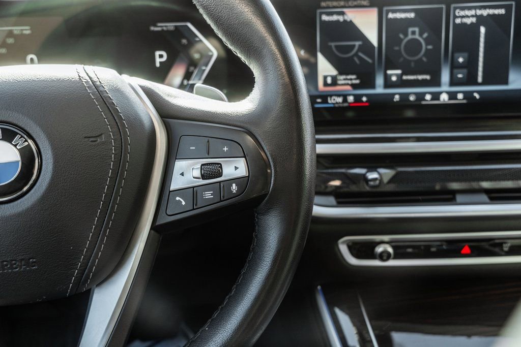 Used 2024 BMW X5 xDrive40i w/ Premium Essential Package image 25