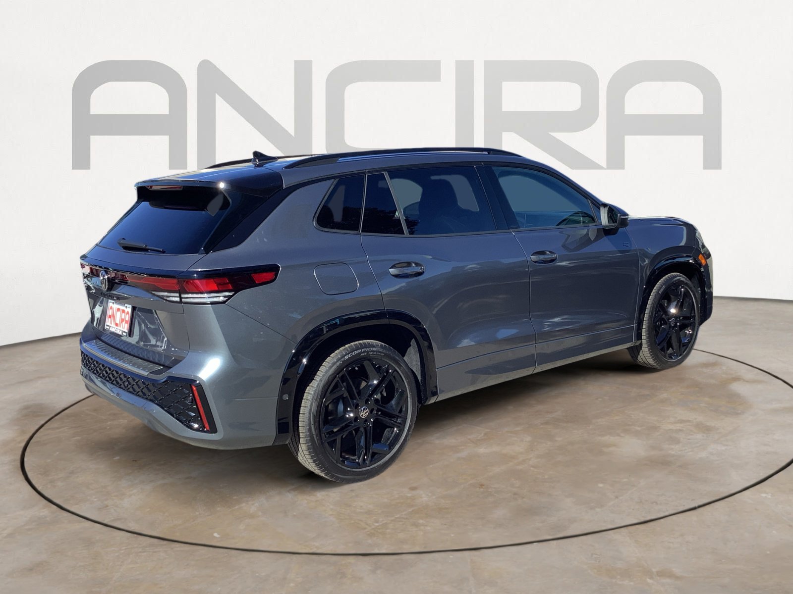 New 2026 Volkswagen Tiguan SE R-Line image 8