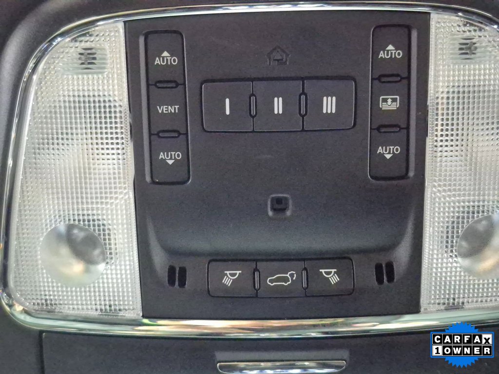 Used 2021 Jeep Grand Cherokee Limited w/ Sun & Sound Group image 22