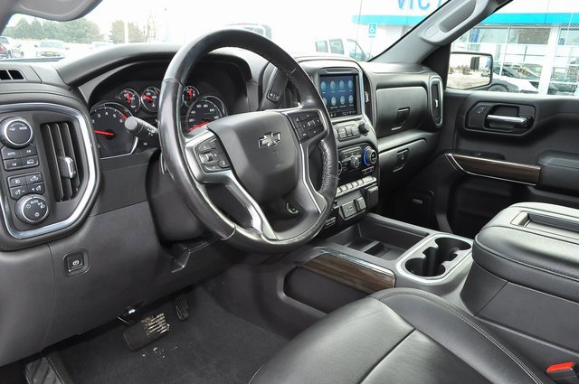 Used 2021 Chevrolet Silverado 1500 RST w/ Convenience Package II image 9