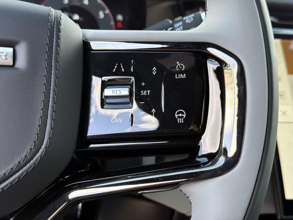 New 2026 Land Rover Range Rover Velar S AWD/4WD image 29