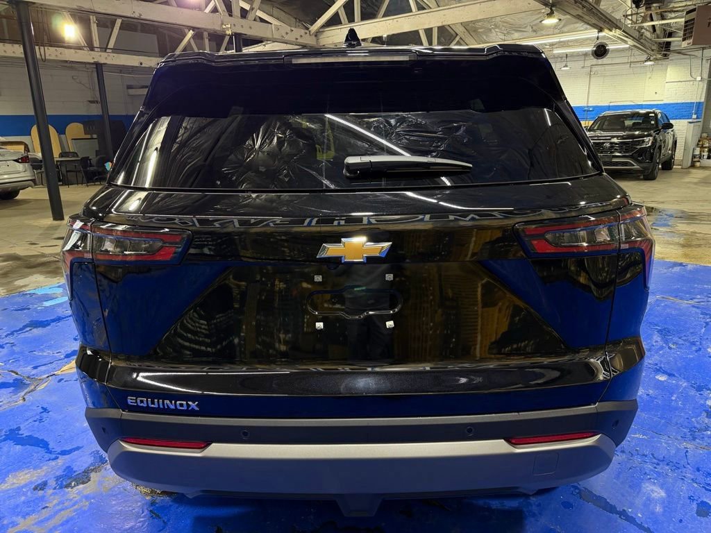 New 2026 Chevrolet Equinox LT image 6
