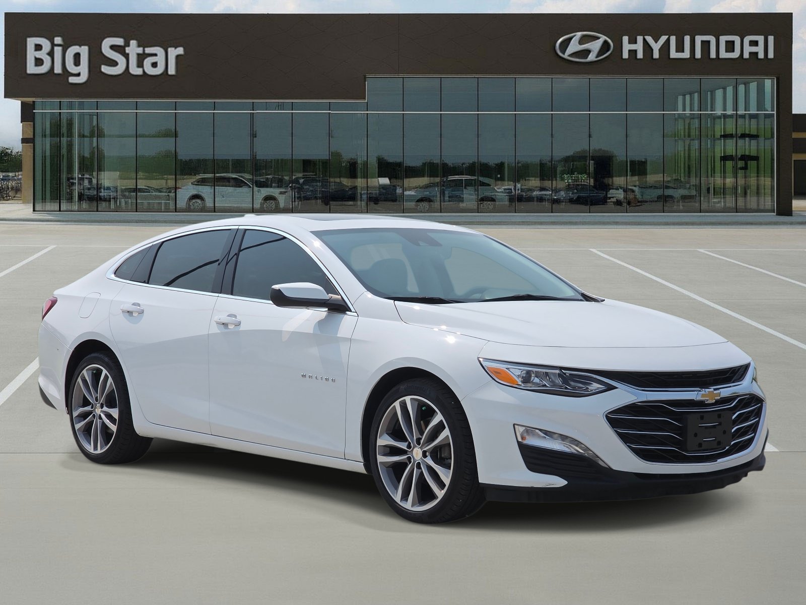 Used 2023 Chevrolet Malibu LT w/ LPO, Floor Liner Package FWD image 6